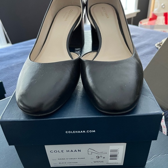 Cole Haan Shoes - Woman’s Cole Hana size 9.5 pumps